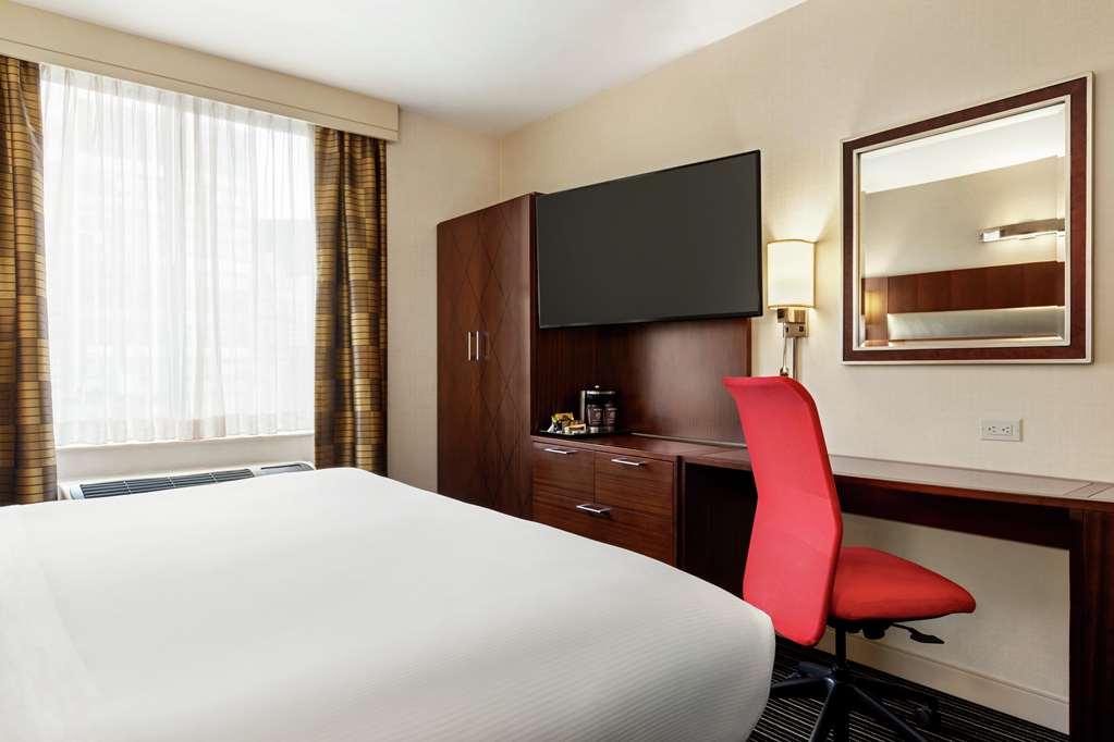 Doubletree By Hilton New York Downtown Hotel Room photo